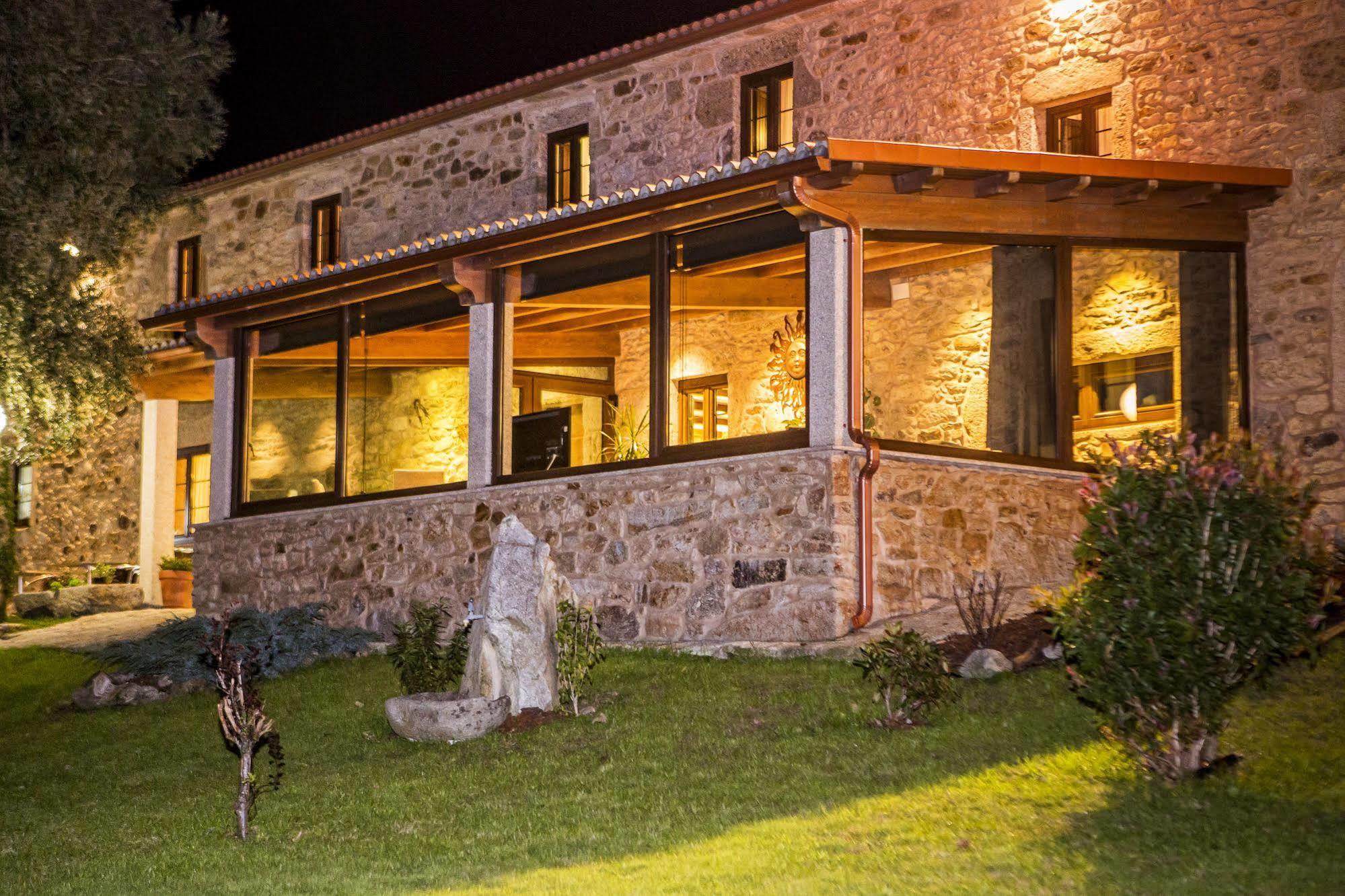 Casa Castineira Guest House Мушия Екстериор снимка